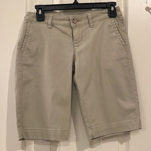 Arizona Khaki Shorts